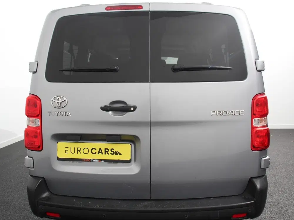 Toyota Proace 1.5 D-4D Cool Comfort Lang 9 Persoons uit 2022, foto 5