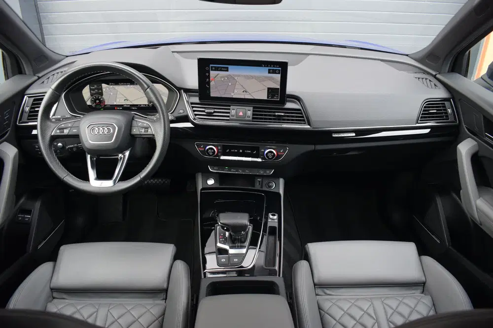 Audi Q5 55 TFSI e S-line uit 2022, foto 3