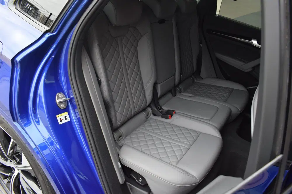 Audi Q5 55 TFSI e S-line uit 2022, foto 7