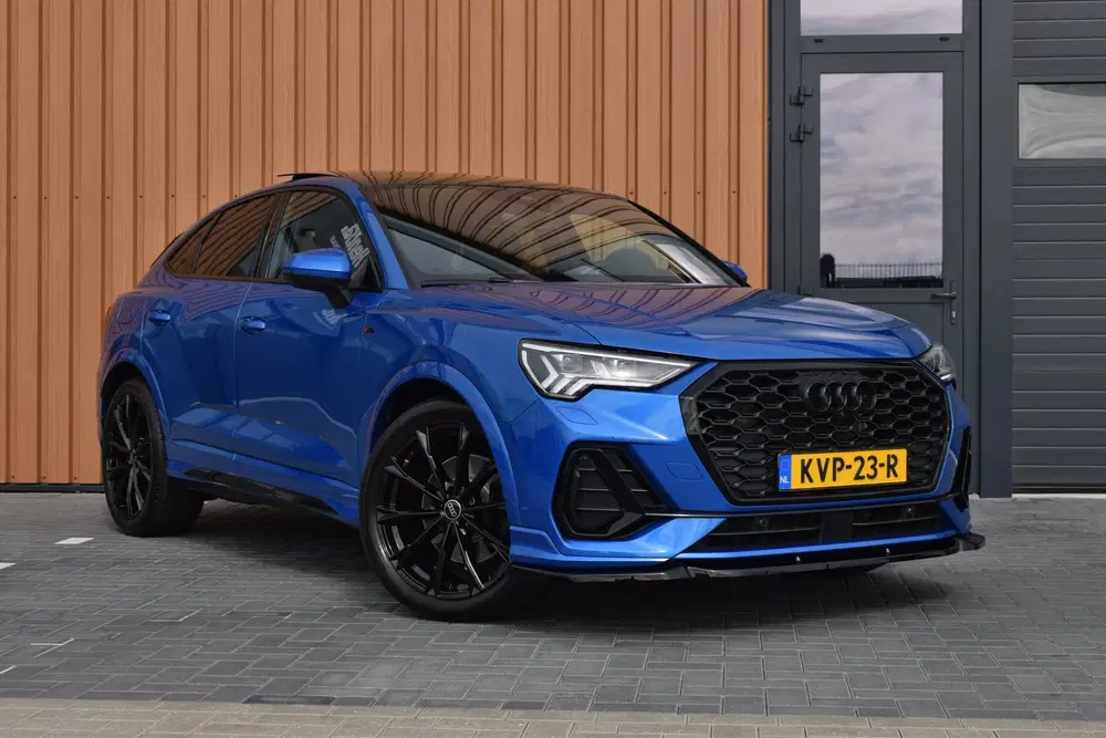 Audi Q3 45 TFSI e S-line uit 2023, foto 12