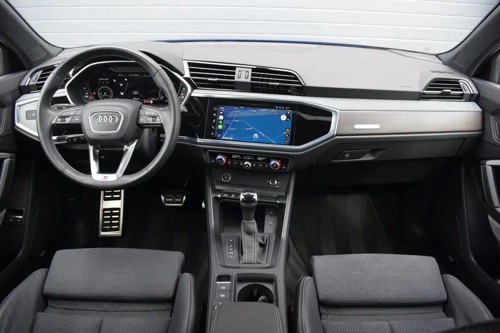 Audi Q3 45 TFSI e S-line uit 2023, foto 3