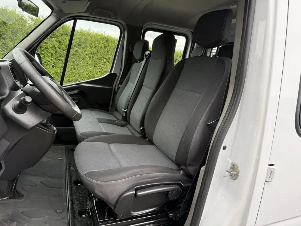 Renault Master 2.3 dCi 135 PK uit 2020, foto 8