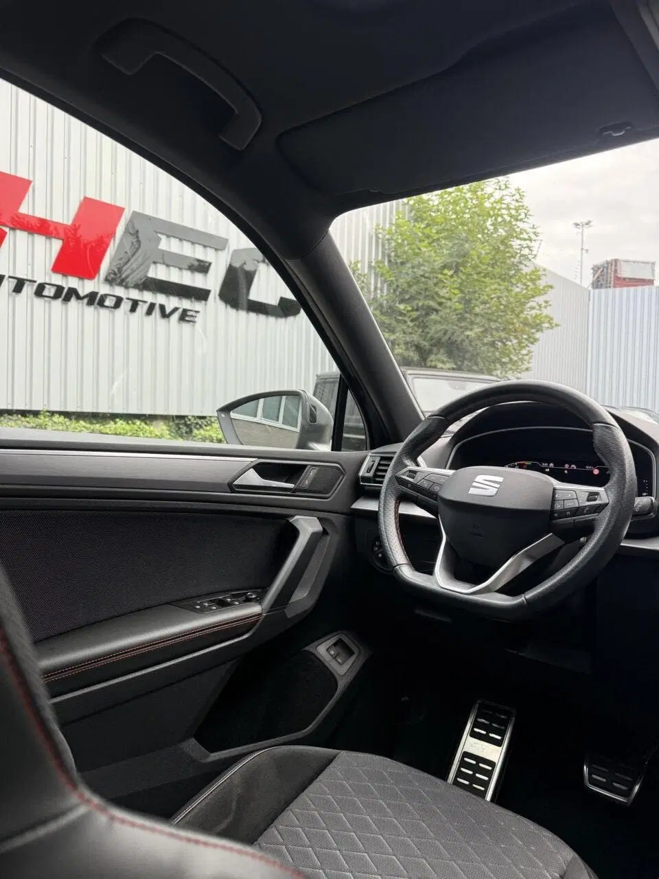 SEAT Tarraco 1.4 TSI e-Hybrid PHEV FR 360 uit 2022, foto 13