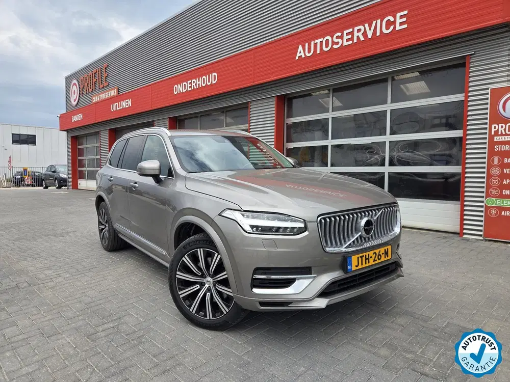 Volvo XC90 2.0 T8 Recharge AWD Plus Bright uit 2022