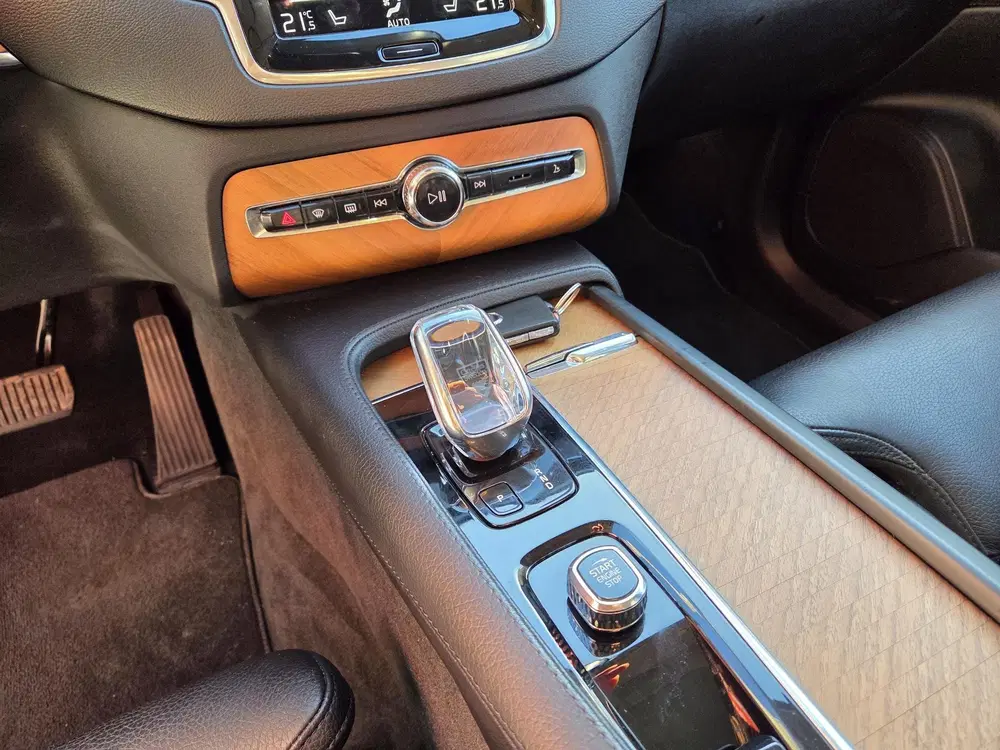 Volvo XC90 2.0 T8 Recharge AWD Plus Bright uit 2022, foto 15
