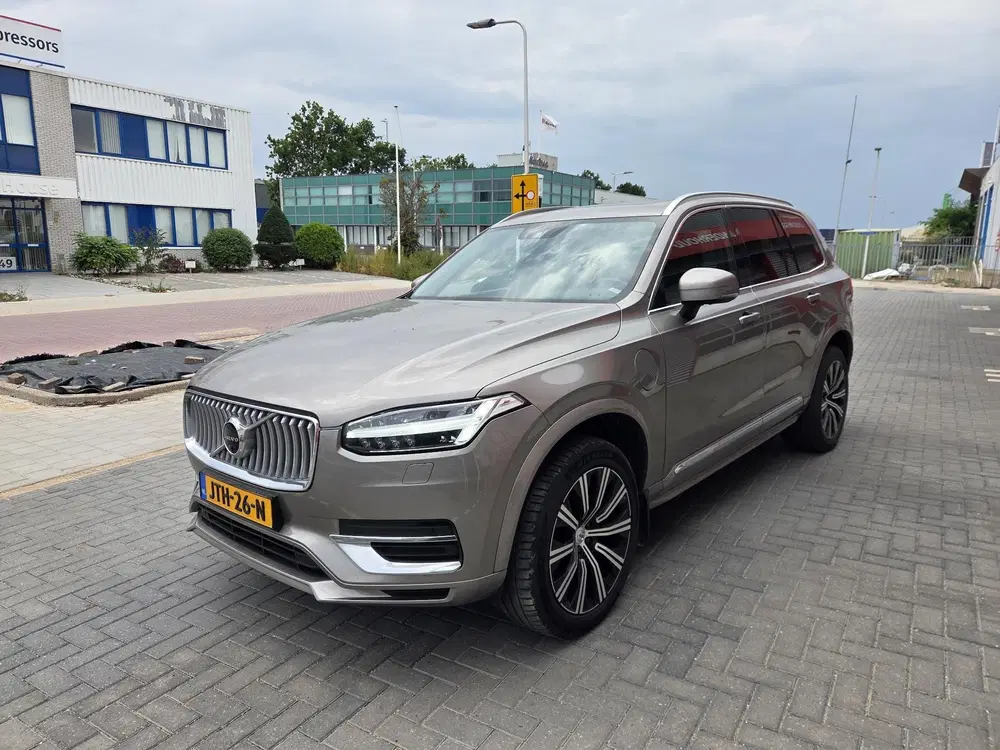 Volvo XC90 2.0 T8 Recharge AWD Plus Bright uit 2022, foto 3