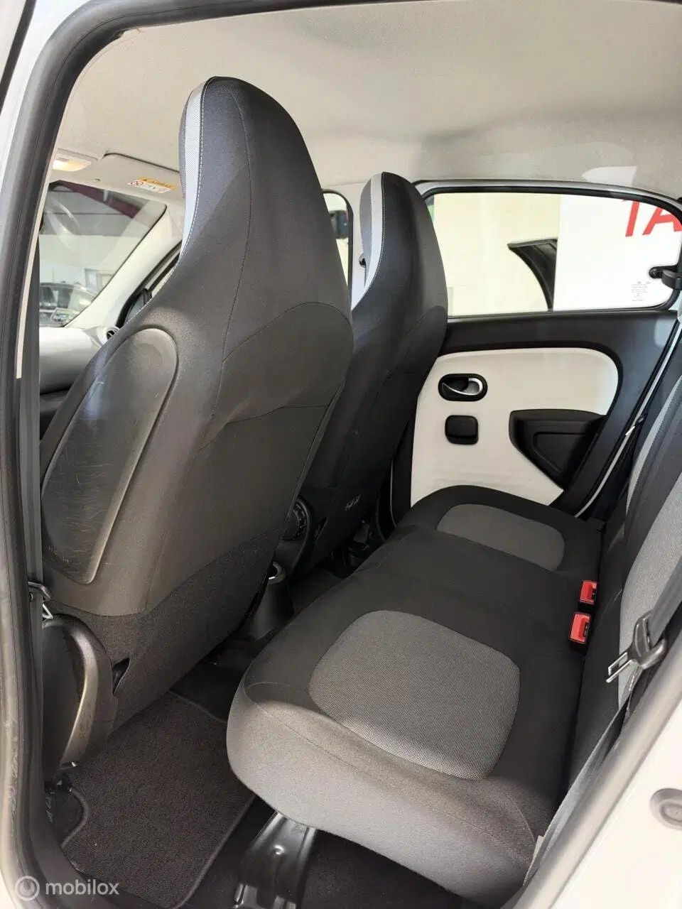 Renault Twingo Limited 1.0 SCe AIRCO uit 2022, foto 9