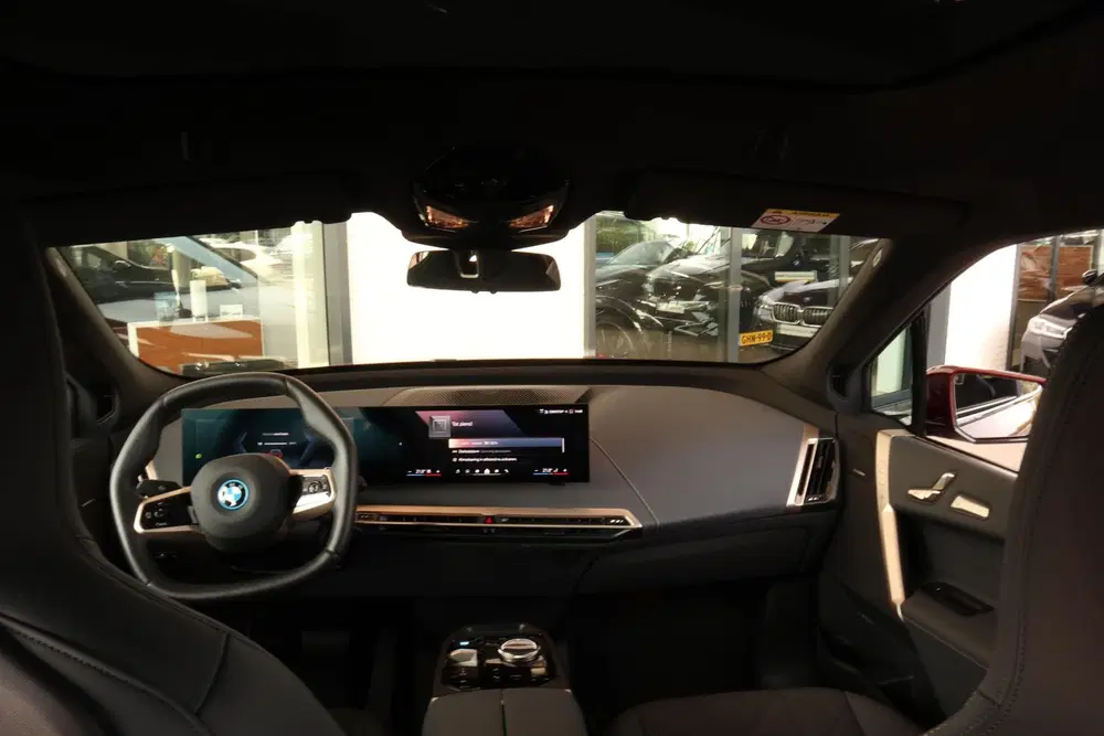BMW iX xDrive40 Sportpakket uit 2024, foto 14