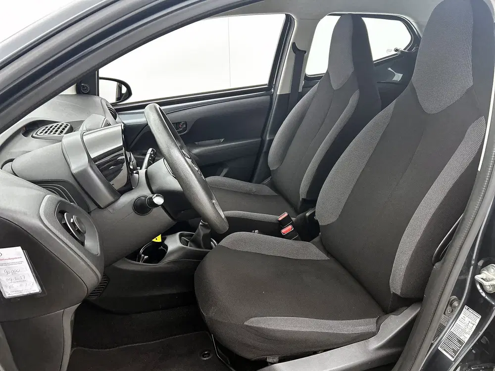 Toyota Aygo 1.0 VVT-i x-fun uit 2019, foto 14