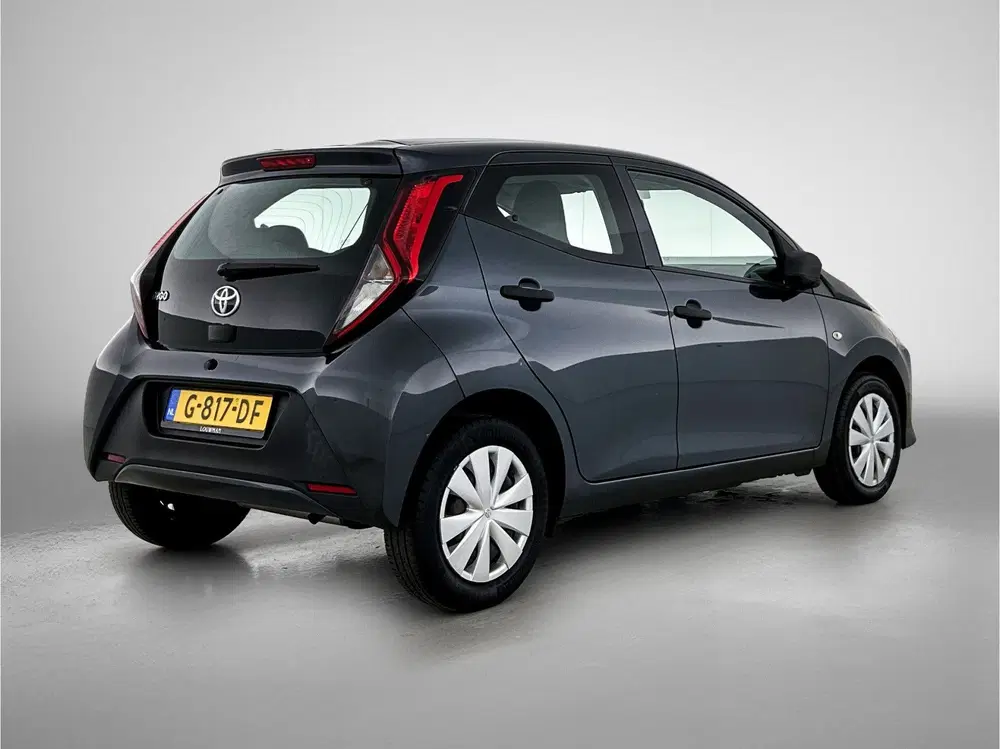 Toyota Aygo 1.0 VVT-i x-fun uit 2019, foto 2