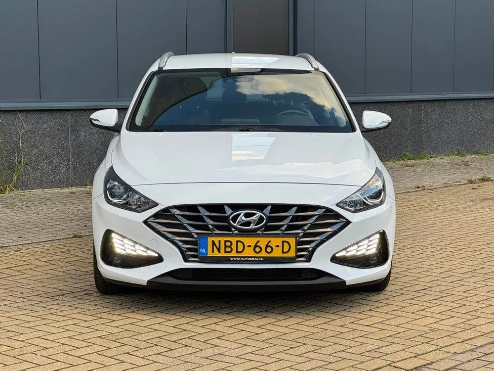 Hyundai i30 1.0 T-GDi MHEV Comfort Smart Aut uit 2020, foto 2