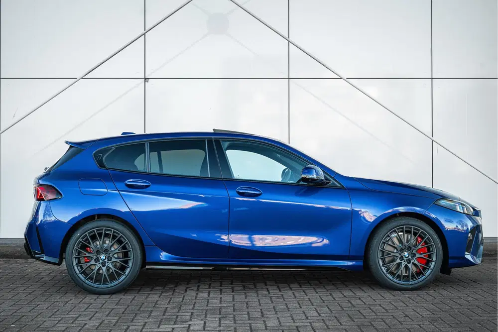 BMW 1-serie 120 High Executive M Sport Automaat uit 2026, foto 12