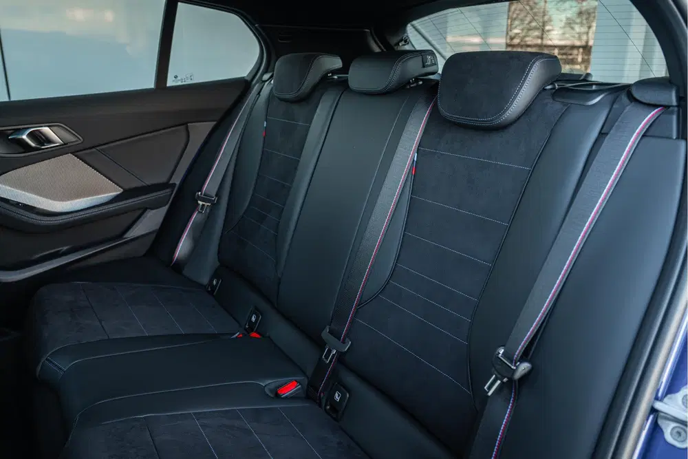 BMW 1-serie 120 High Executive M Sport Automaat uit 2026, foto 5