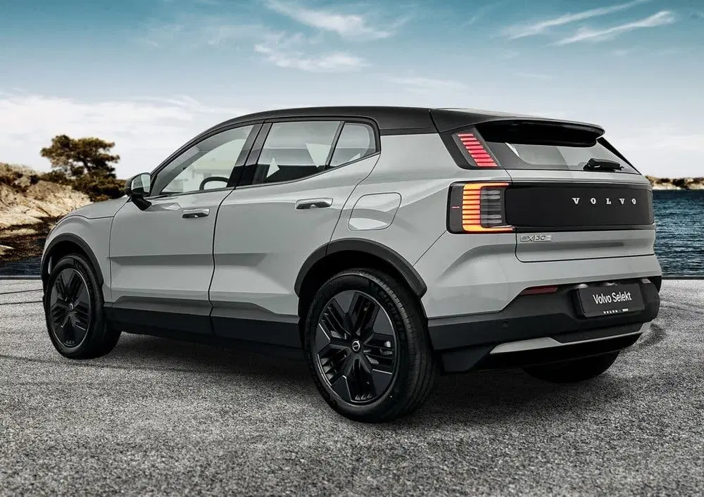 Volvo EX30 P5 Long Range Plus Europa uit 2026, foto 4