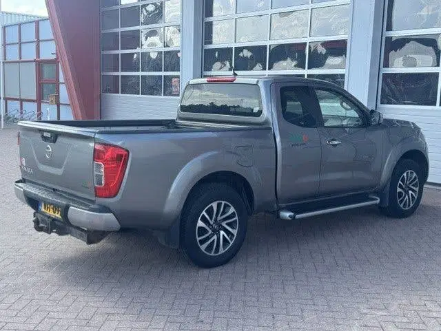 Nissan Navara 2.3 dCi N-Connecta King Cab 4WD uit 2020, foto 5