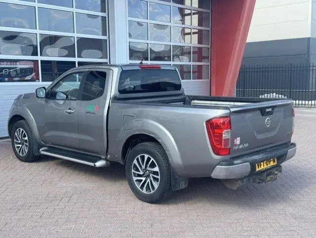 Nissan Navara 2.3 dCi N-Connecta King Cab 4WD uit 2020, foto 7