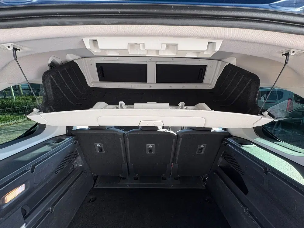 Citroën Berlingo Citroen BERLINGO 1.2 PureTech Shine HEAD-u uit 2019, foto 12