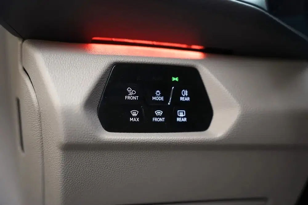 Volkswagen Multivan 1.4 eHybrid 7p Style [ Pano Leer Matrix uit 2022, foto 15