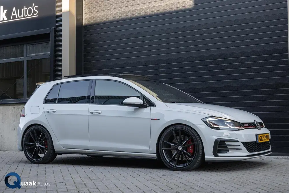 Volkswagen Golf GTI 2.0 TSI Performance uit 2019