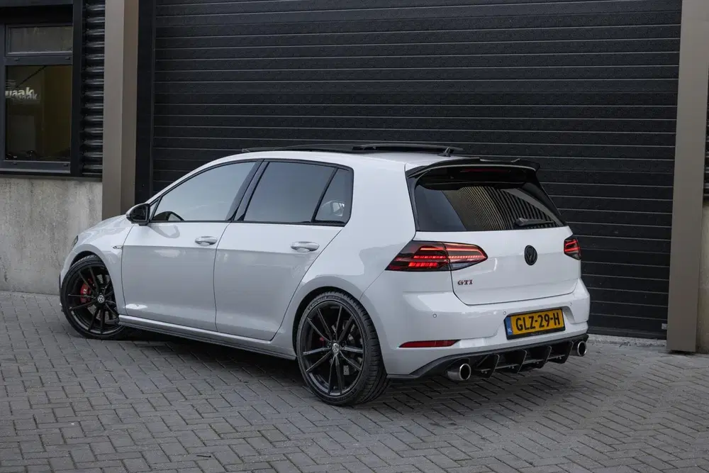 Volkswagen Golf GTI 2.0 TSI Performance uit 2019, foto 3