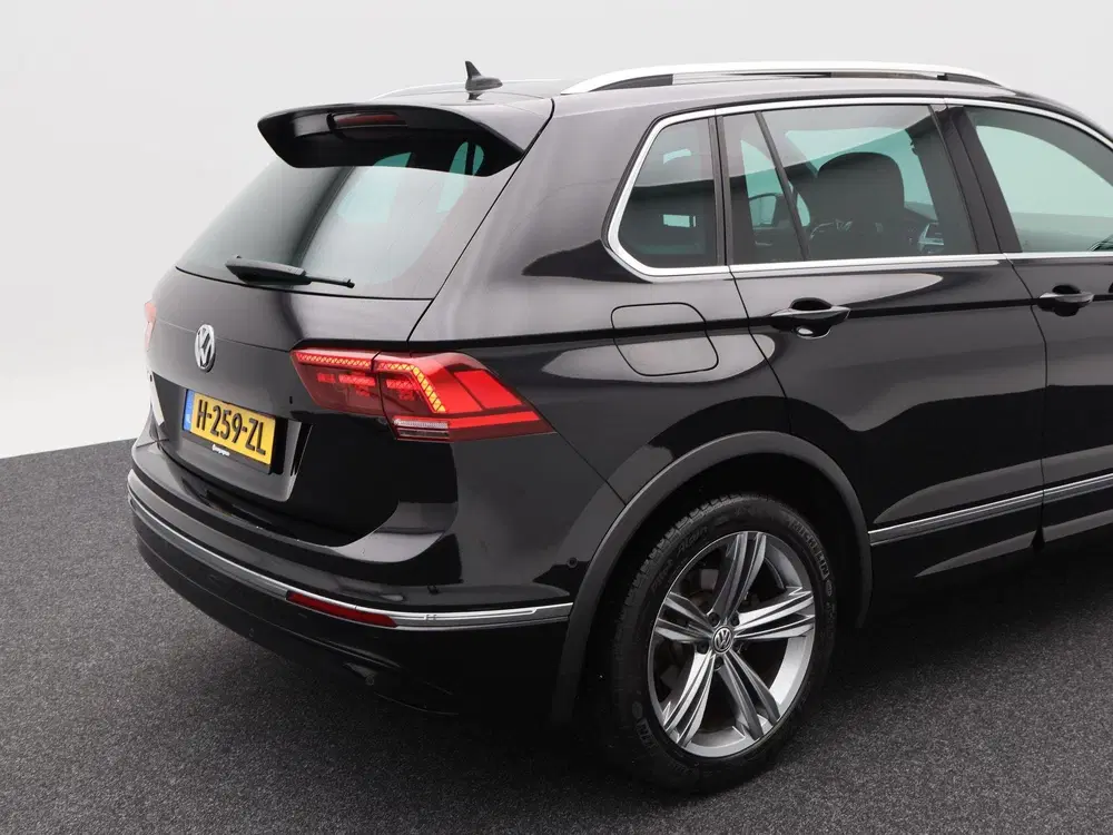 Volkswagen Tiguan 1.5 TSi 150 Pk Automaat R-Line uit 2020, foto 15