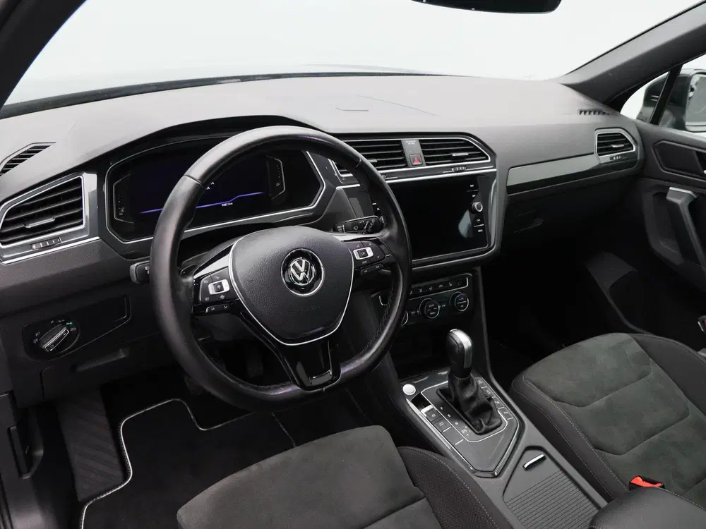 Volkswagen Tiguan 1.5 TSi 150 Pk Automaat R-Line uit 2020, foto 3
