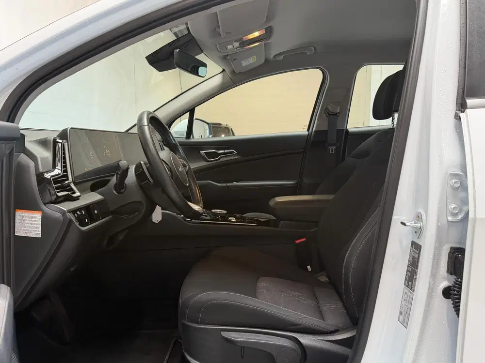 Kia Sportage 1.6 T-GDi Plug-in Hybrid AWD DynamicLine uit 2022, foto 3