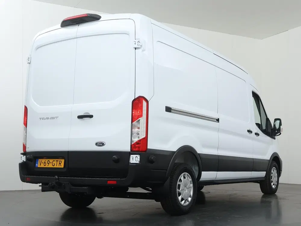 Ford Transit 350 uit 2024, foto 2