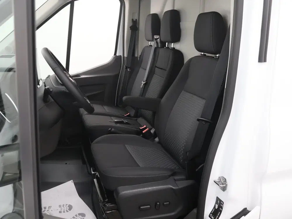 Ford Transit 350 uit 2024, foto 8