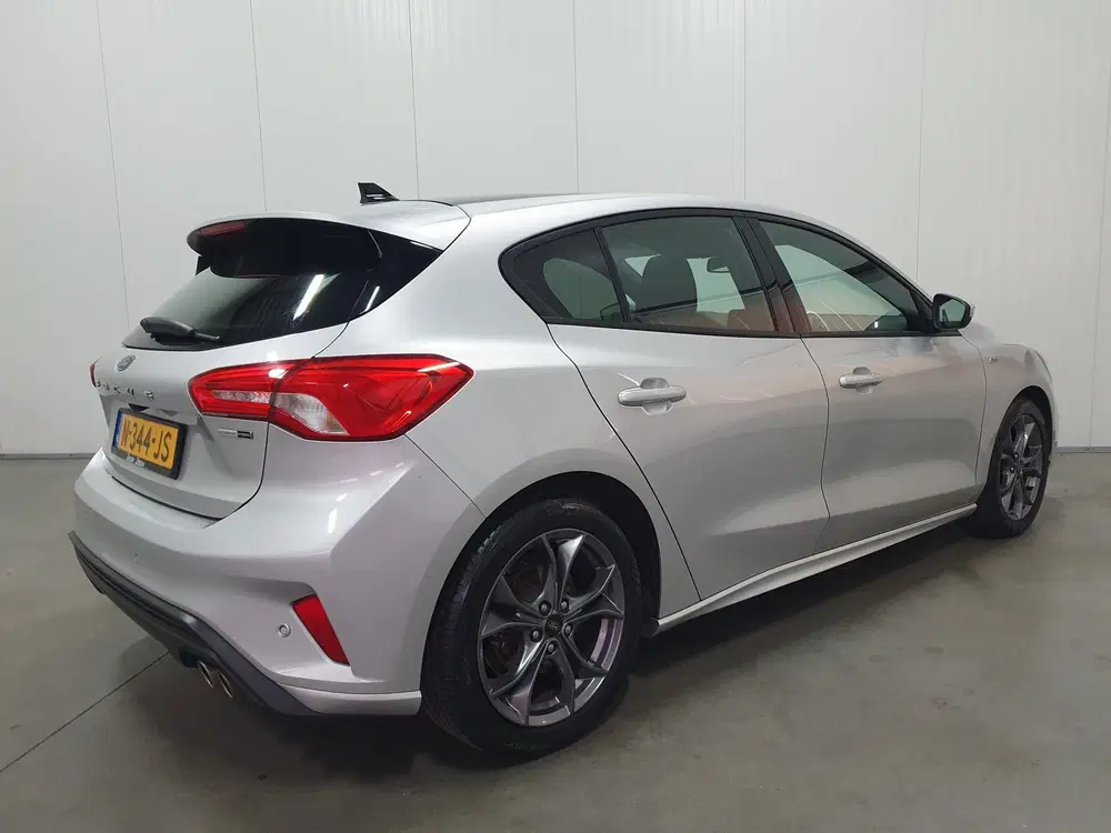 Ford Focus 1.0 EcoBoost Hybrid ST Line Business PANO uit 2021, foto 2