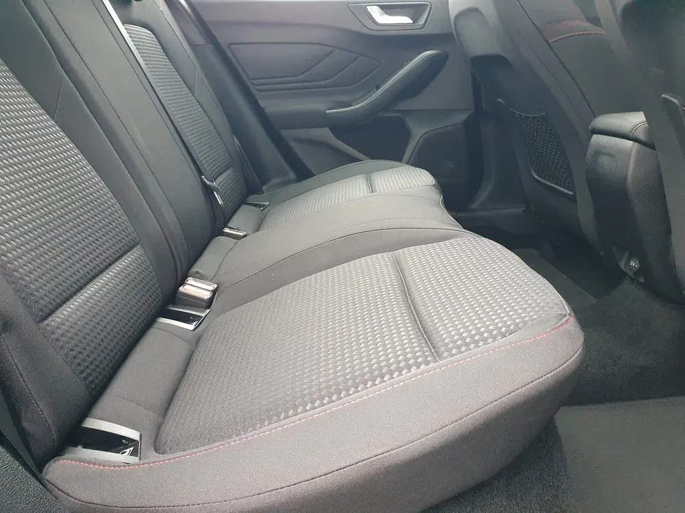 Ford Focus 1.0 EcoBoost Hybrid ST Line Business PANO uit 2021, foto 5