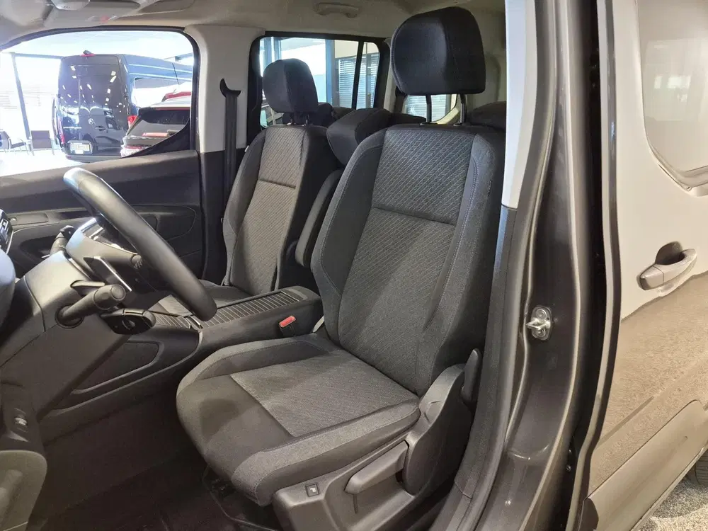 Peugeot Rifter L1 Rolstoelauto Automaat 3+1 of 5+0 uit 2020, foto 8