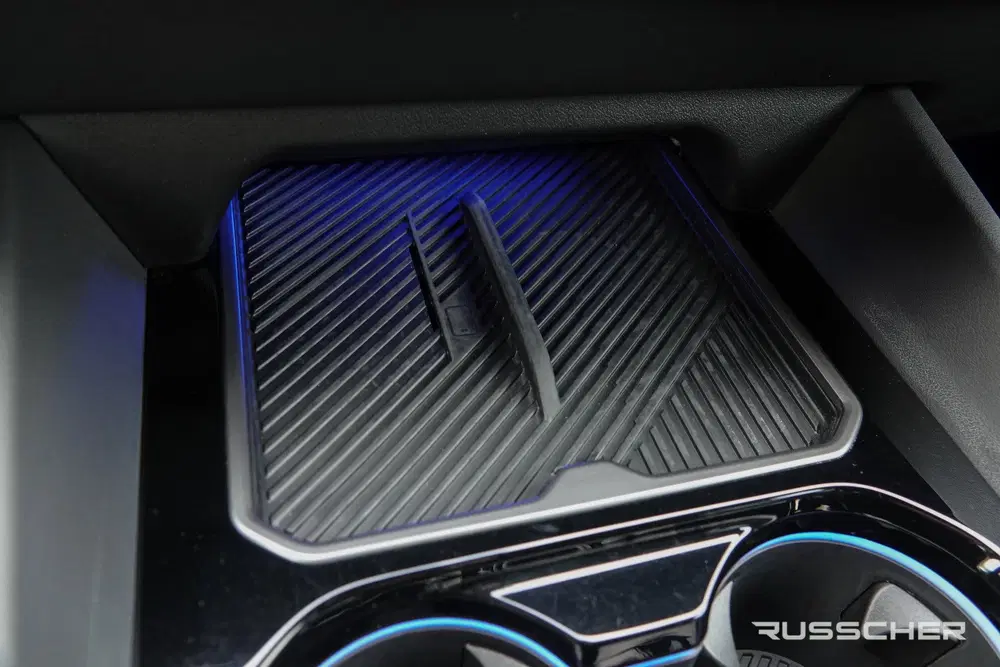 BMW M5 727Pk 4.4L V8 Hybride uit 2025, foto 10