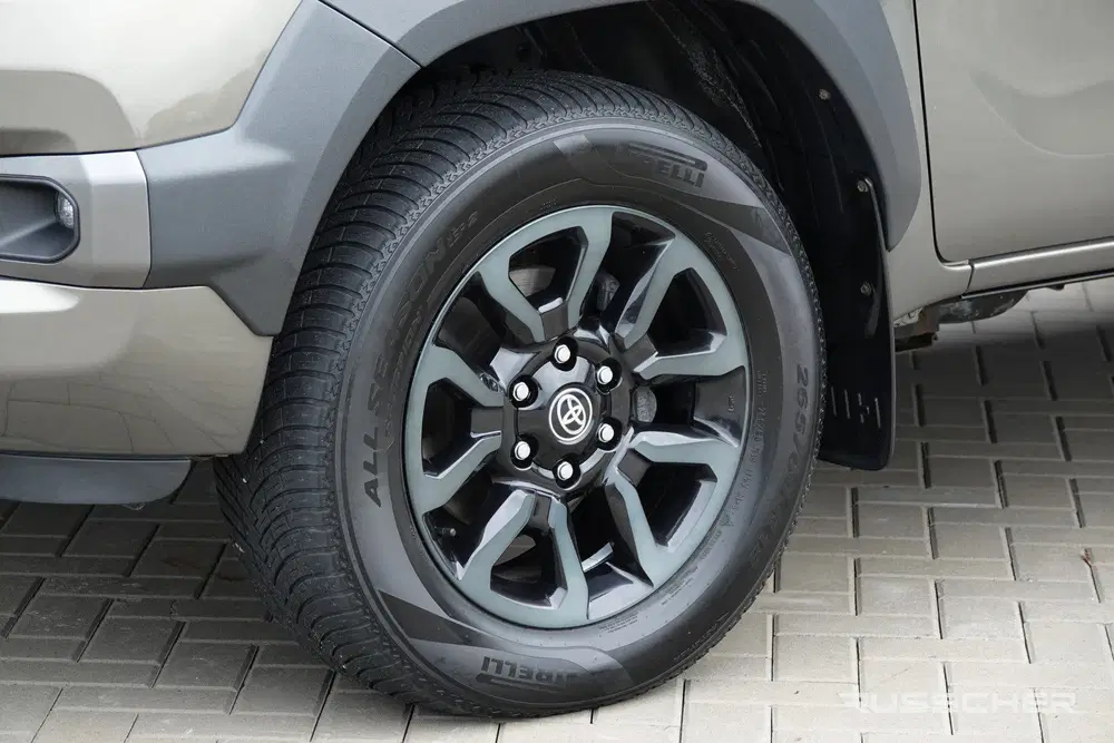 Toyota Hilux 2.8 D-4D Double Cab 4X4 204Pk Aut. uit 2021, foto 7
