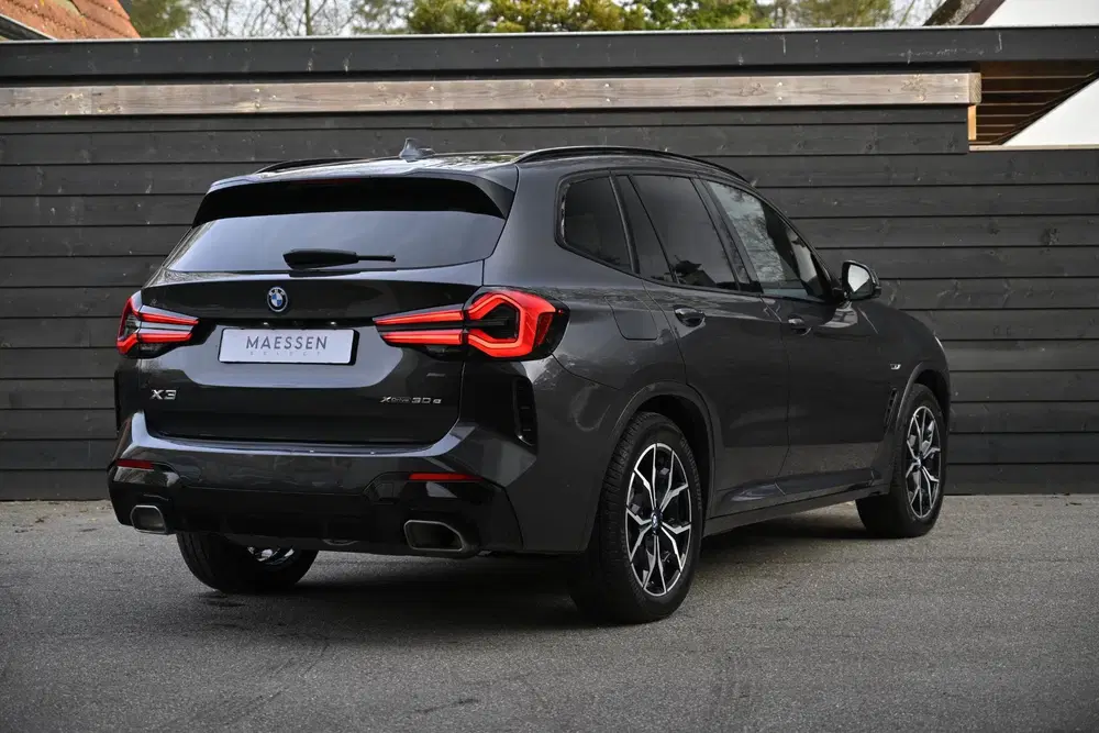 BMW X3 xDrive30e M Sport uit 2021, foto 9
