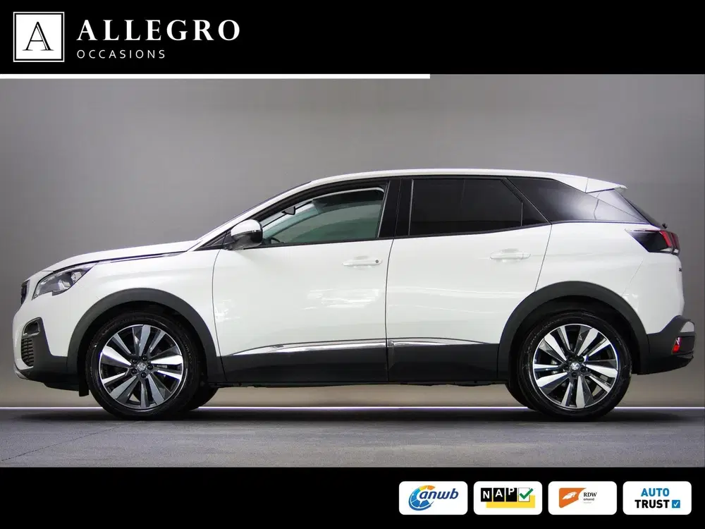 Peugeot 3008 1.2 PureTech Blue Lease Premium (APPLE CAR uit 2020, foto 3