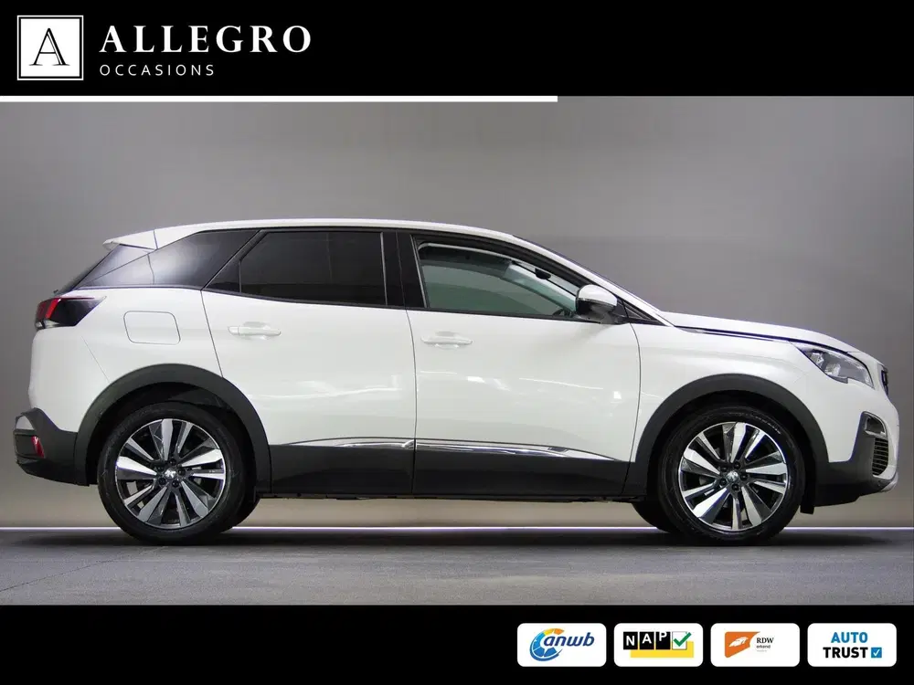 Peugeot 3008 1.2 PureTech Blue Lease Premium (APPLE CAR uit 2020, foto 5