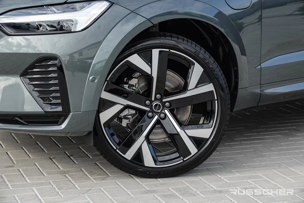 Volvo XC60 2.0 T8 456Pk uit 2025, foto 7