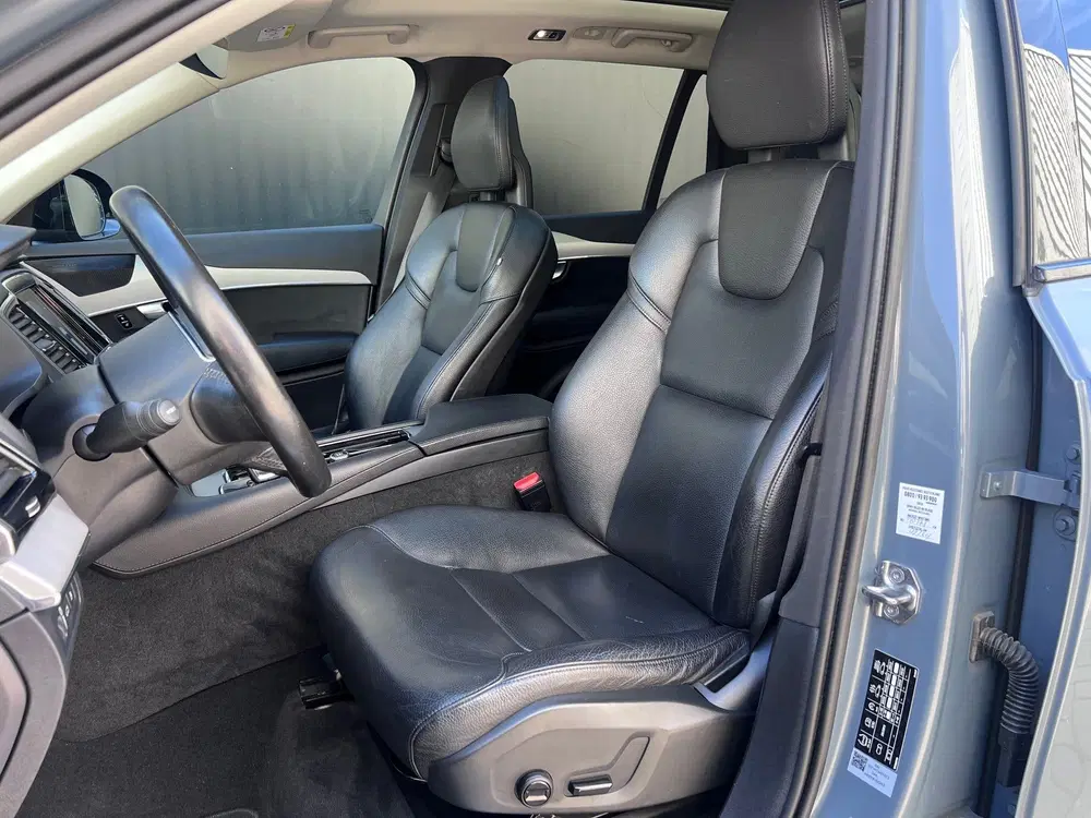 Volvo XC90 2.0 T8 Twin Engine AWD Momentum Pro uit 2020, foto 11