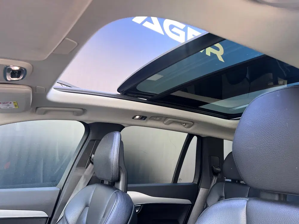 Volvo XC90 2.0 T8 Twin Engine AWD Momentum Pro uit 2020, foto 15