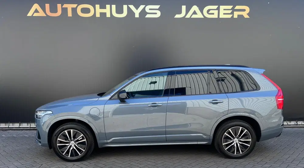 Volvo XC90 2.0 T8 Twin Engine AWD Momentum Pro uit 2020, foto 2