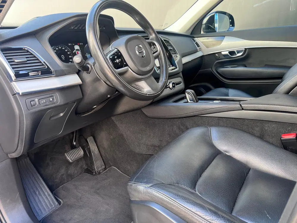 Volvo XC90 2.0 T8 Twin Engine AWD Momentum Pro uit 2020, foto 9