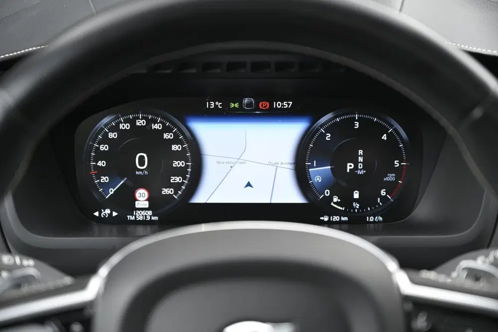 Volvo XC90 2.0 B5 AWD Inscription uit 2019, foto 4