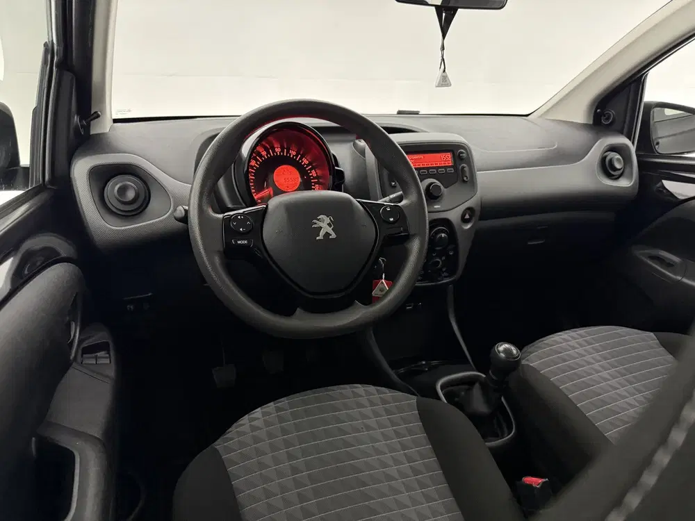 Peugeot 108 1.0 e-VTi Active uit 2022, foto 14