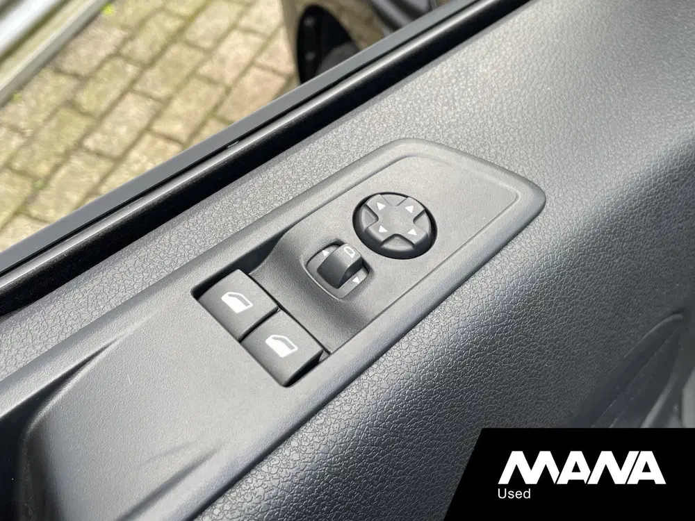 Peugeot Expert 2.0 BlueHDi 145 S&S L2 Automaat 12 dkm Air uit 2024, foto 12