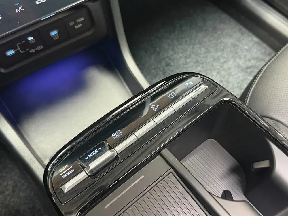 Hyundai TUCSON 1.6 T-GDI PHEV Premium Sky 4WD uit 2024, foto 14