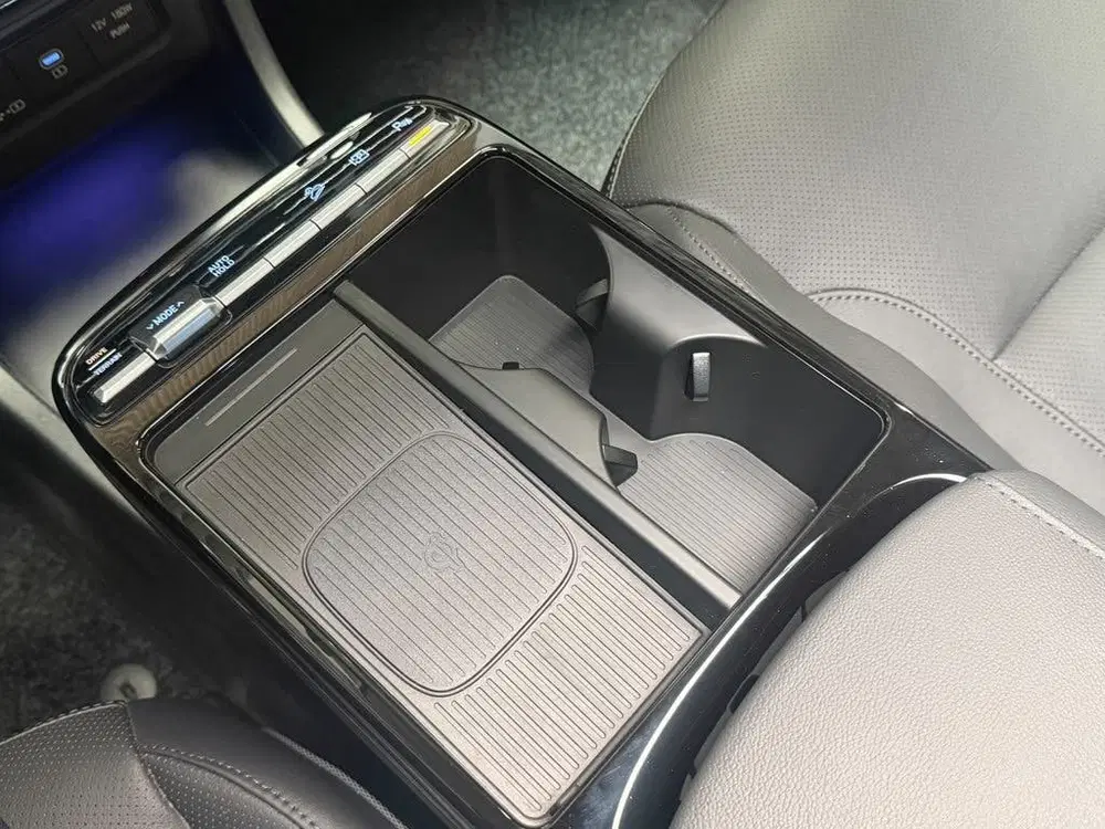 Hyundai TUCSON 1.6 T-GDI PHEV Premium Sky 4WD uit 2024, foto 15