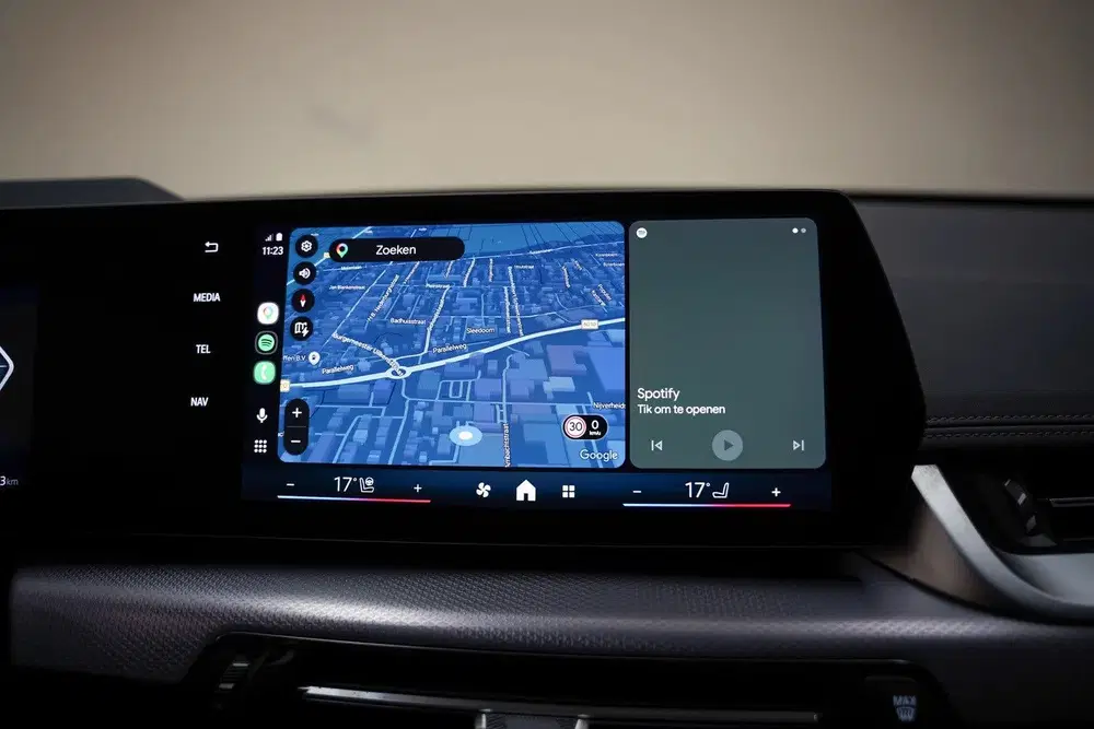 BMW iX1 eDrive20 67 kWh M Sport Edition [ Panorama uit 2024, foto 7