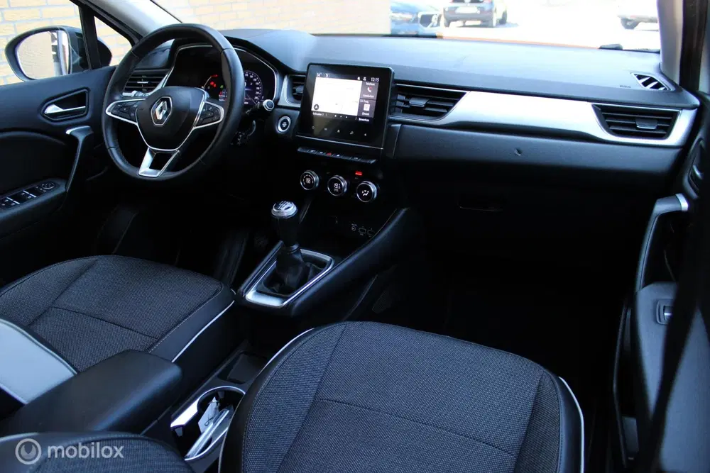 Renault Captur 1.0 TCe 90 Intens uit 2021, foto 2