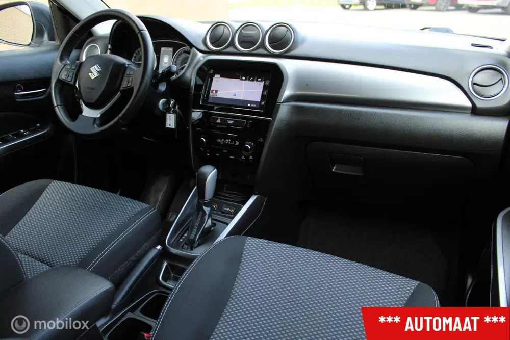 Suzuki Vitara 1.0 Boosterjet Select Automaat uit 2019, foto 2